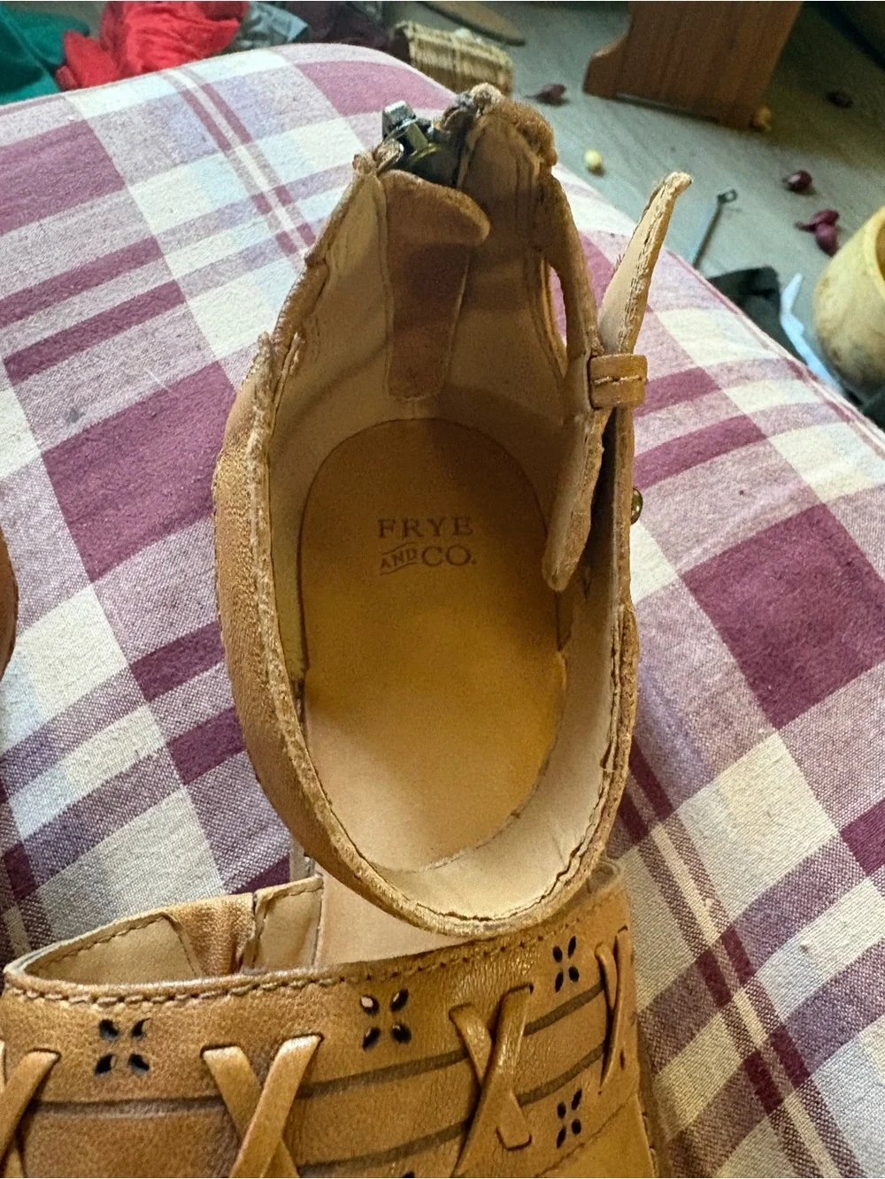 Frye & Co. Tan Leather Strappy Sandals